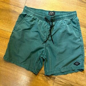 Billabong men’s shorts